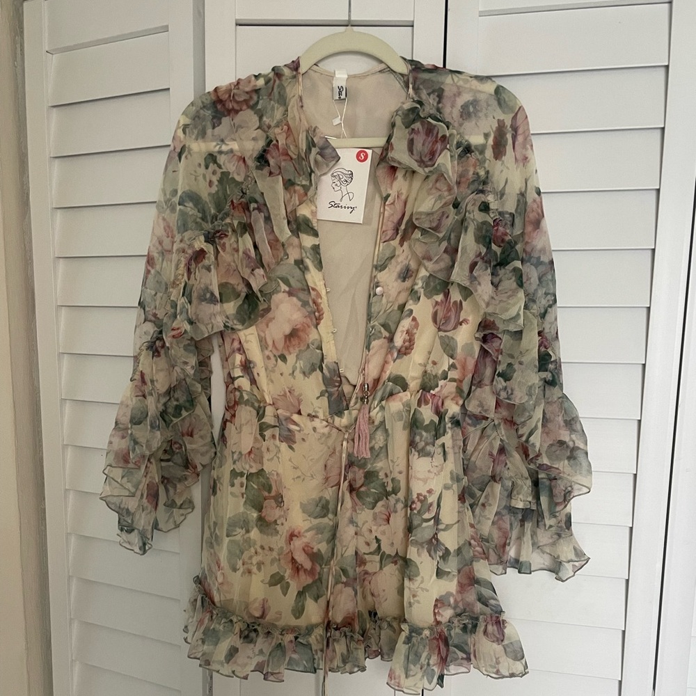 Floral Print Chiffon Romper - Picture 6 of 12